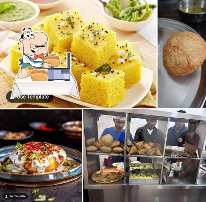 Garlic bread at Indori Bites