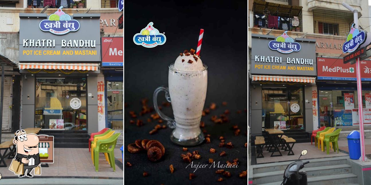 The exterior of Khatri Bandhu Pot Ice-Cream and Mastani