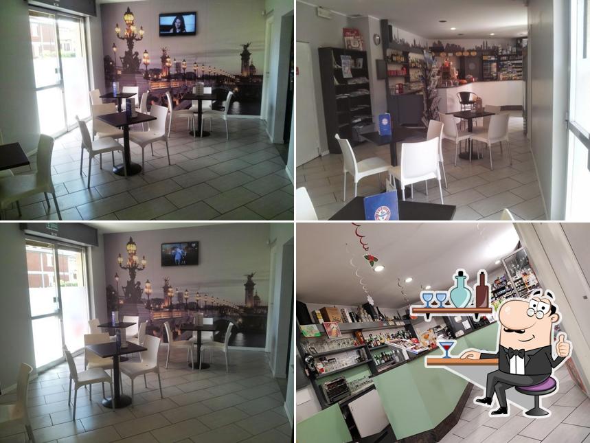 Dai un'occhiata agli interni di Niki Bar Tabaccheria