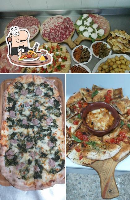 Ordina una pizza a PIZZERIA San Michele