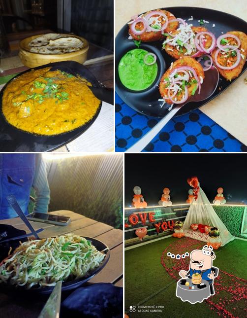 Food at SONU SKYLIGHT FAMILY RESTAURANT AND MARRIAGE GARDEN