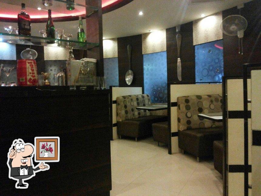 The interior of Zeal 3 Seasons