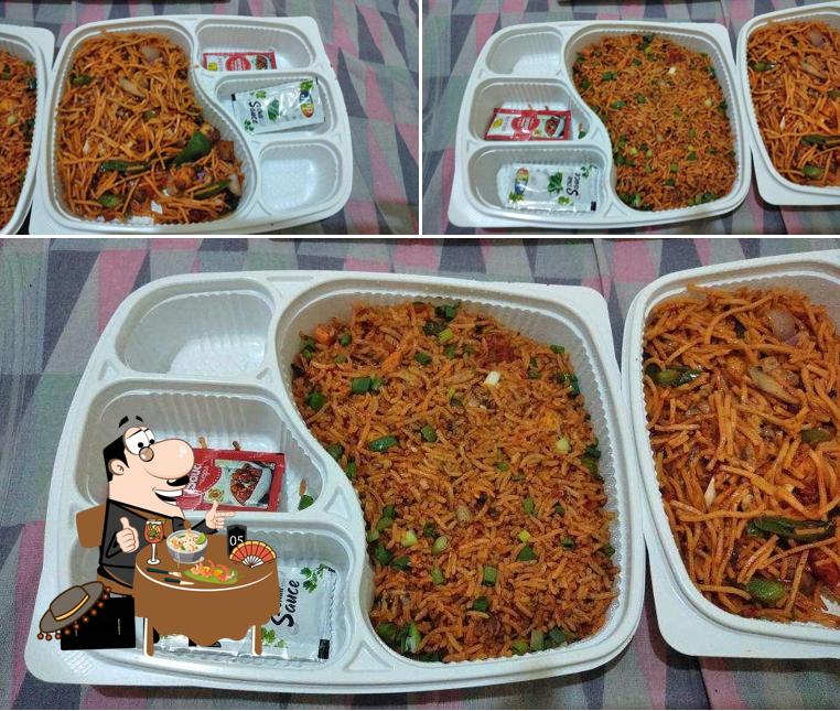 Food at Shri Meenakshi Bhavan