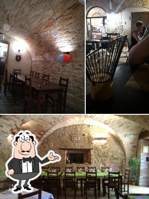 Gli interni di Osteria 1851 - Vineria & Birreria