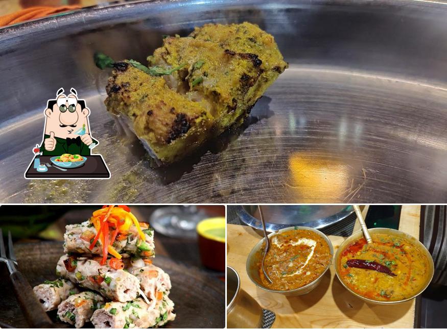 Food at Pind Balluchi Agra