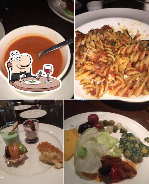 Collage-All day dining