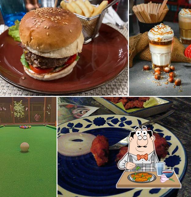 Chicken wings at Pintail Lounge