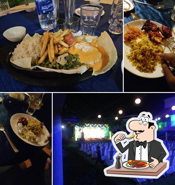 Food at HOTEL TRAVEL INN