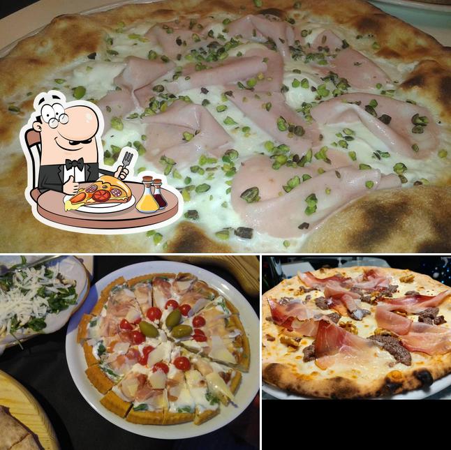 Scegli una pizza a Pizzeria Due Archi