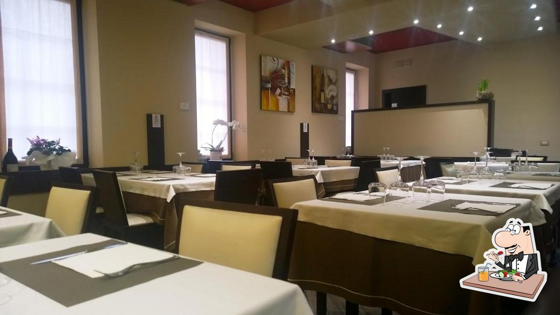 Cibo al Ristorante Marconi 19