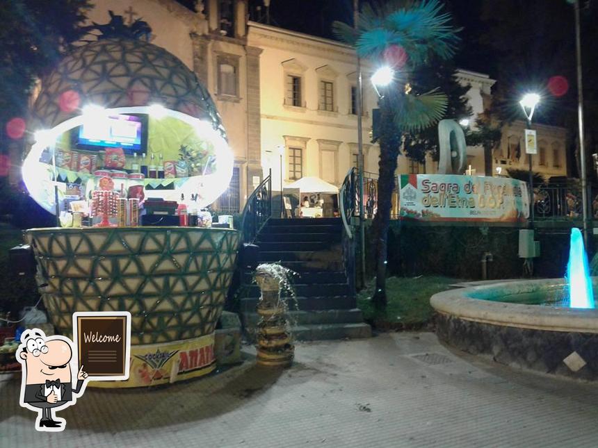Guarda questa immagine di Crazy Ananas