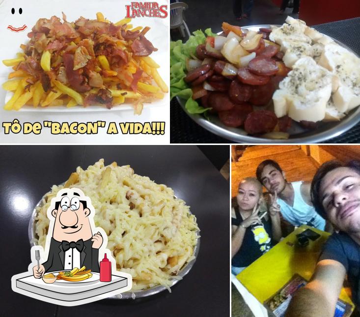 Experimente fritas no Família Lanches