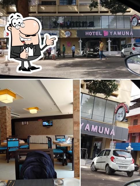 Look at this picture of Hot & Sour