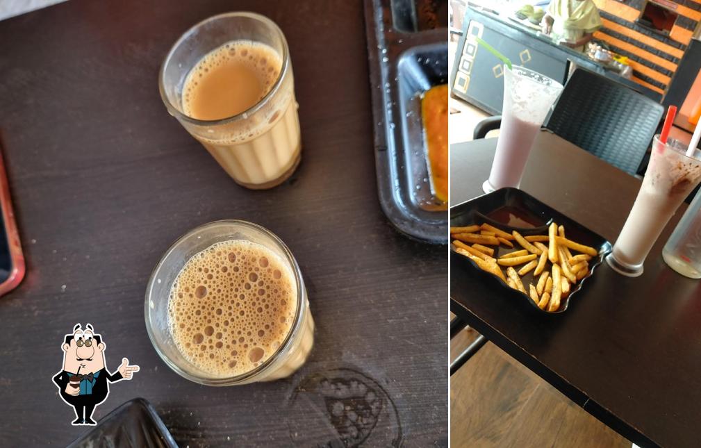 Enjoy a beverage at N2 Cafe(Coffee & Tiffen)