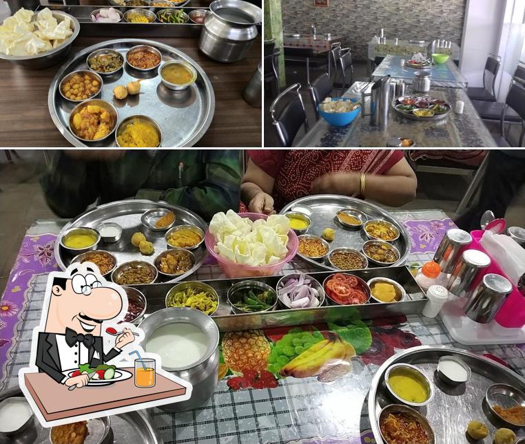 Meals at Shree Chamunda Dinning Hall