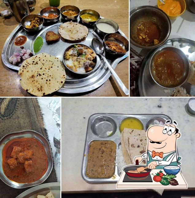 Chicken curry at Mann Restaurant And Fast Food Center