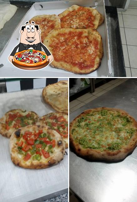 Scegli tra le svariate varianti di pizza