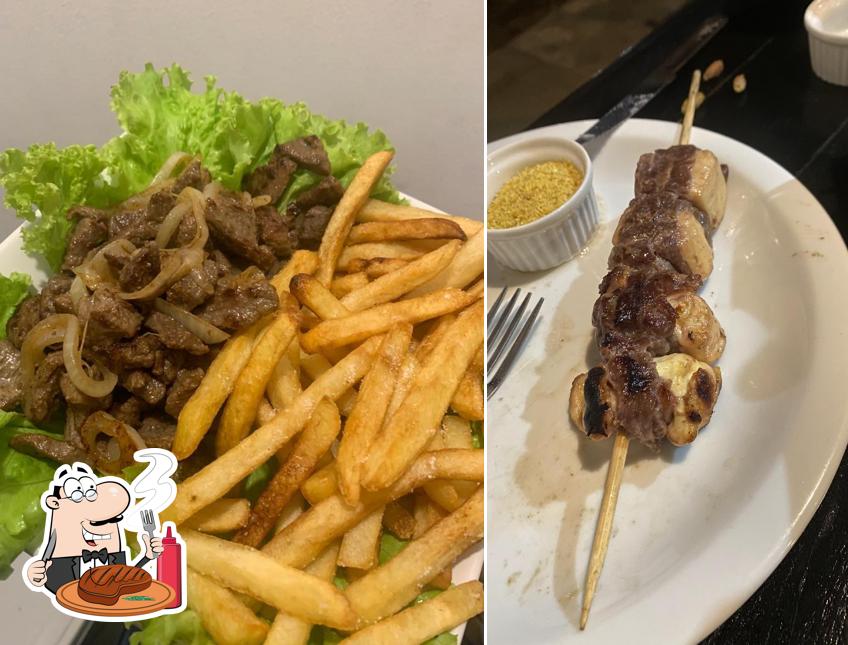 Espettaria Candeias serve refeições de carne