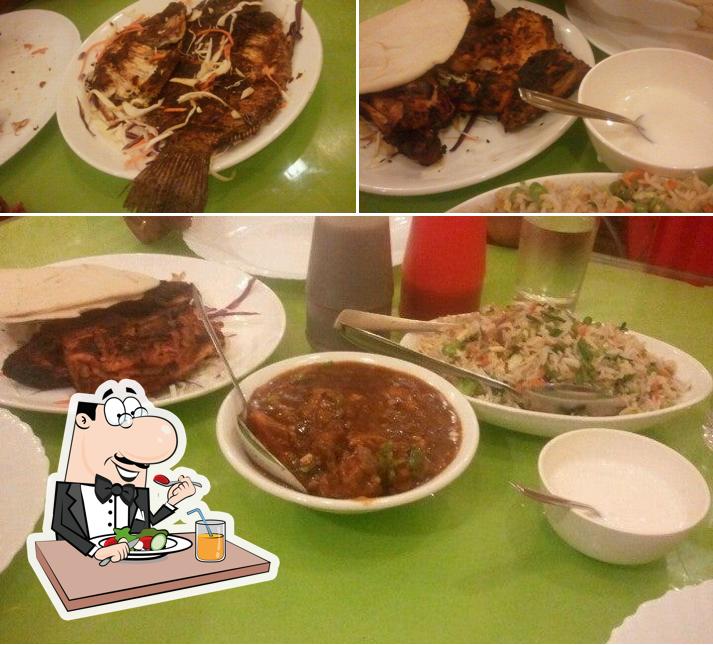 Food at Cochin Majlis Hookah