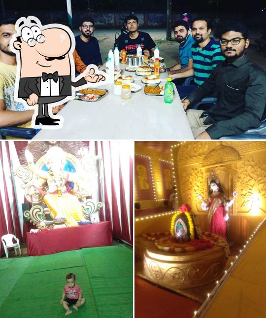 The interior of Mahavir Pav Bhaji
