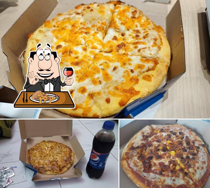 Pick pizza at Domino's Pizza Vishnu Nagar, Palghar