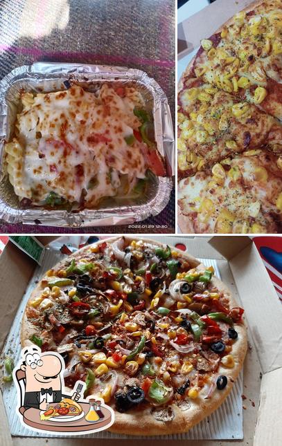 Get pizza at Pizza Hut Amolak Towers, Solan