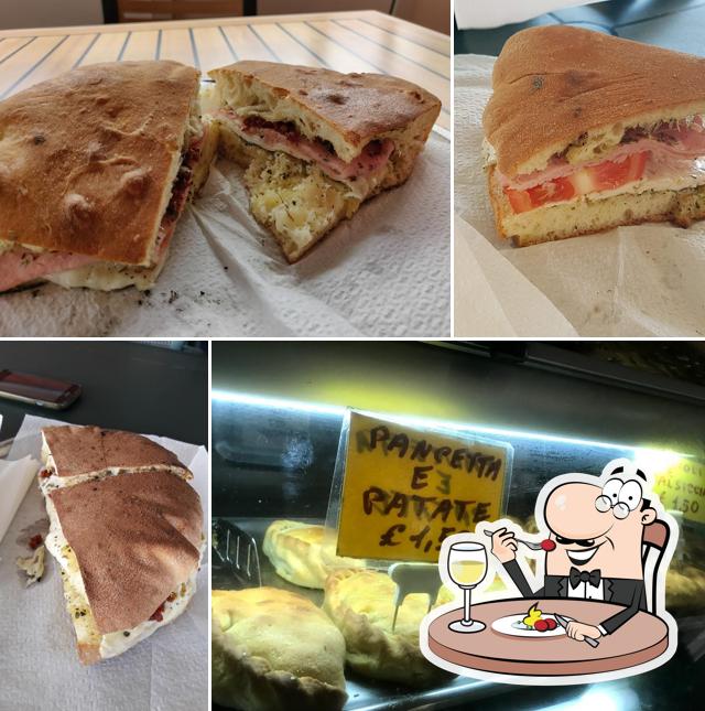 Cibo al Bar Pane Condito