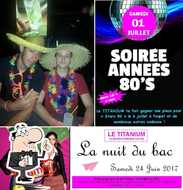 Regarder l'image de Discothèque LE Titanium