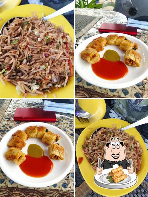Spring rolls at Highway Stay Point Fast Food and Cool Corner