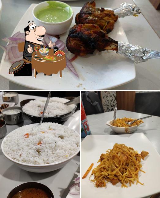 Meals at Revoli Inn