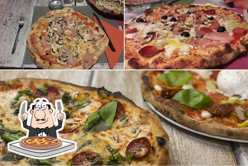 Prenditi una pizza a Ristorante Pizzeria La Bona Osteria