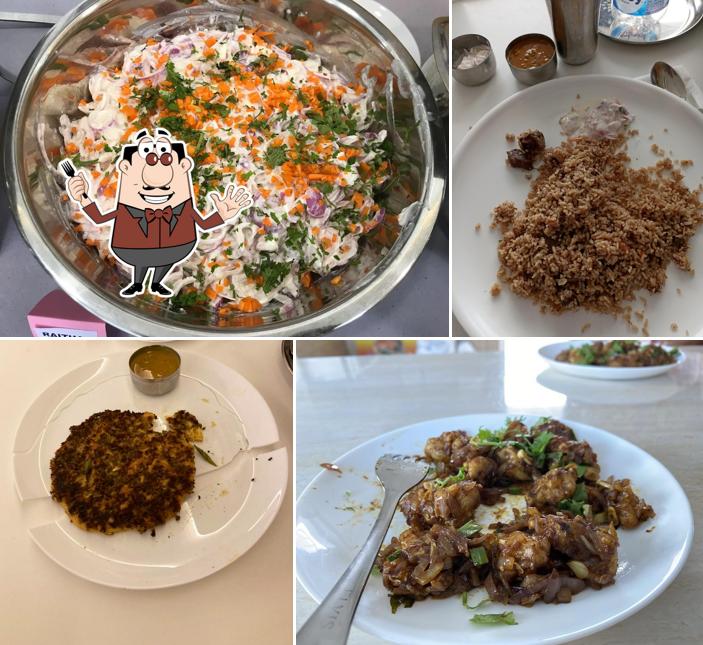 Food at Mugunda Grand Orappu Restaurant