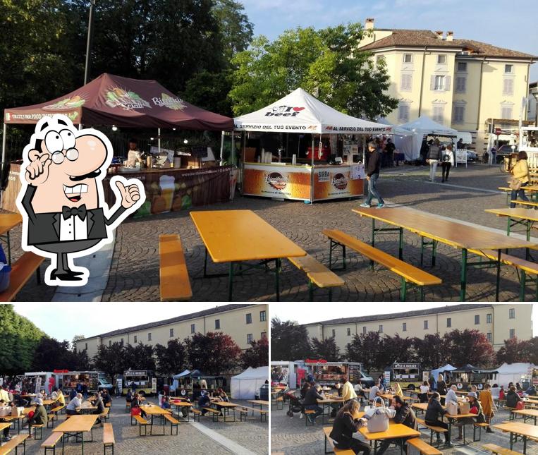 Siediti a un tavolo di Pizzeria Castello