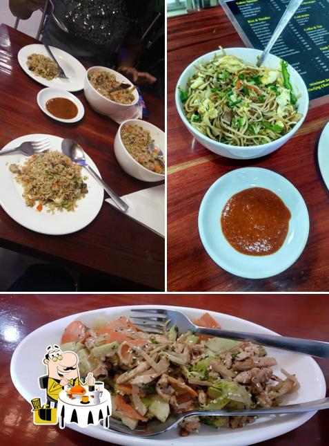 Food at Tidbits Cafe