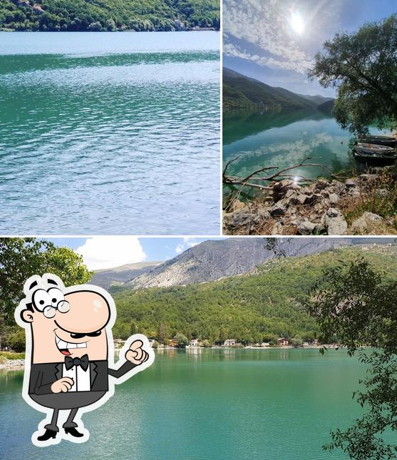 Puoi goderti l'aria fresca dal dehors di La Spiaggetta