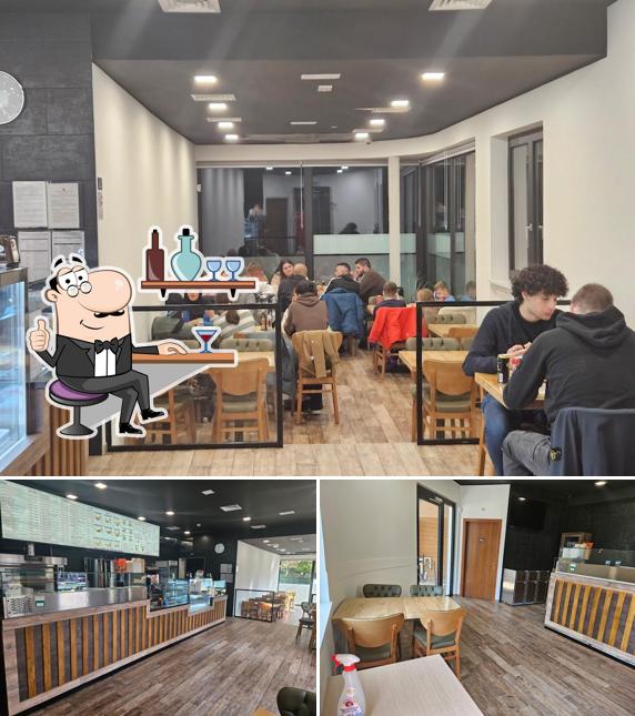 La foto di interni e bevanda da ISTANBUL BIUMO KEBAP