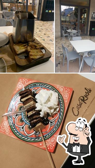Tra le diverse cose da Casa Rustì si possono trovare la interni e dolce