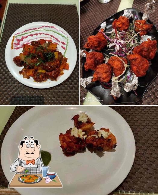 Chicken wings at Maple Restro Bar