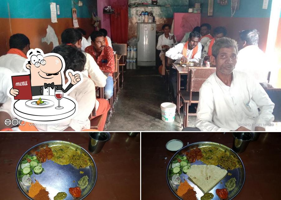 Among various things one can find food and interior at Sri Guru Veerebhadreshwara Lingayat Khanavali