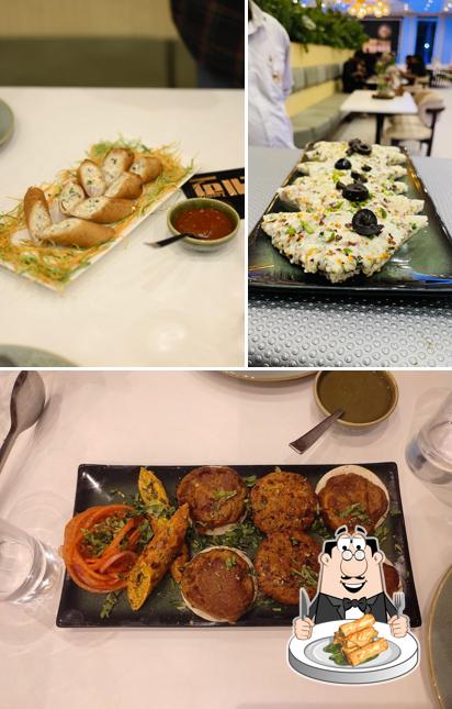 Spring rolls at Taamra Restaurant