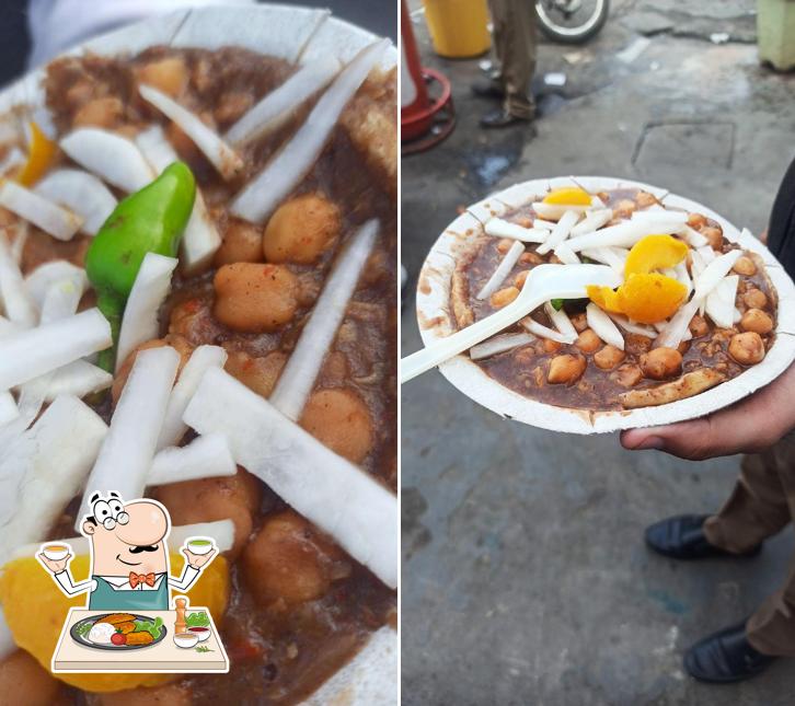 Food at Vaishno Bhojan Bhandar