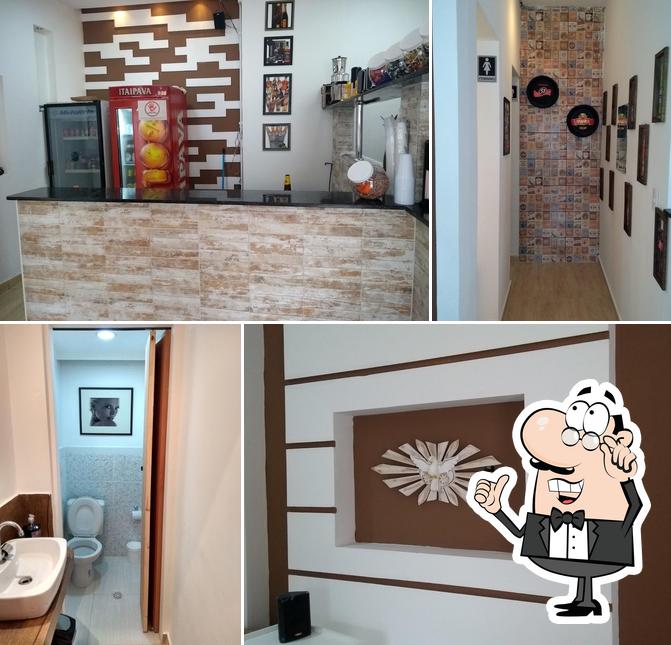 O interior do Resenha's Bar