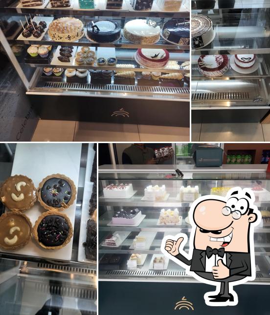 Parti Cakes & Pastries Kadavanthra