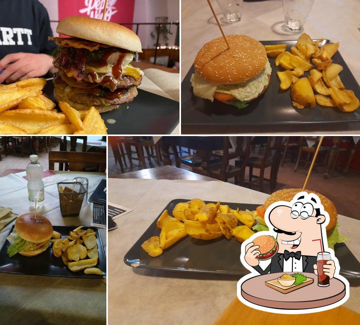 Prova un hamburger a Pepe Nero