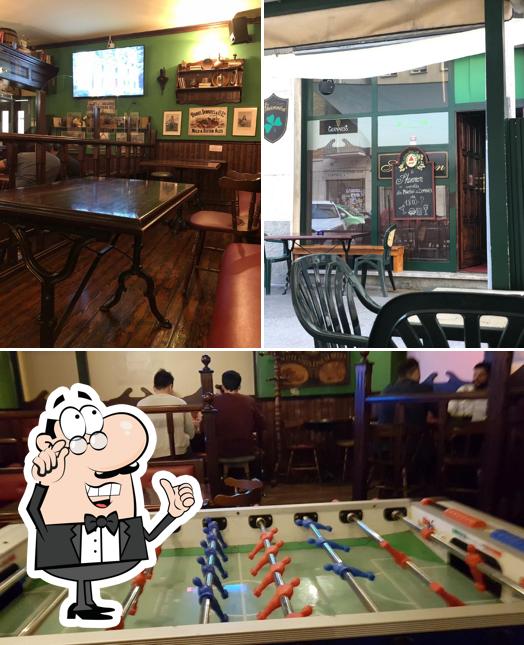 Gli interni di Shannon Pub