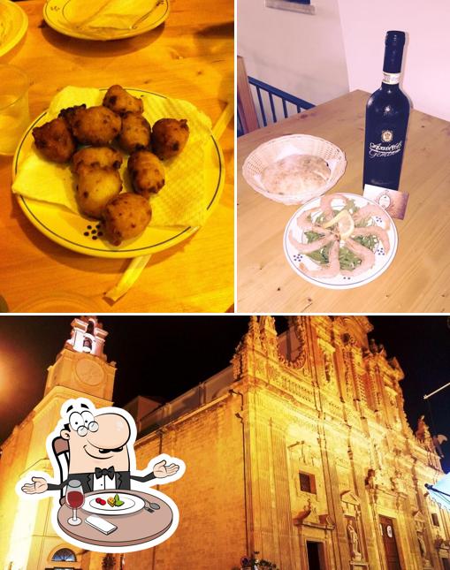 Saponeria - Piccolo Ristoro di Spirito si caratterizza per la tavolo da pranzo e esterno