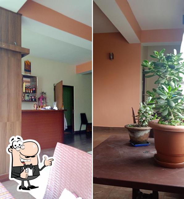 Look at this pic of Hotel Kundey