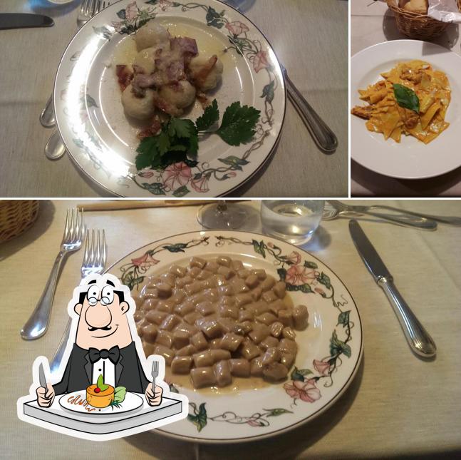 Cibo al Ristorante Lou Tchappè - Cogne - Lillaz