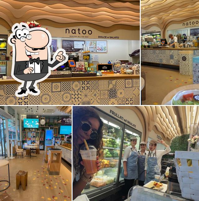 Siediti a un tavolo di Natoo Healthy All The Way