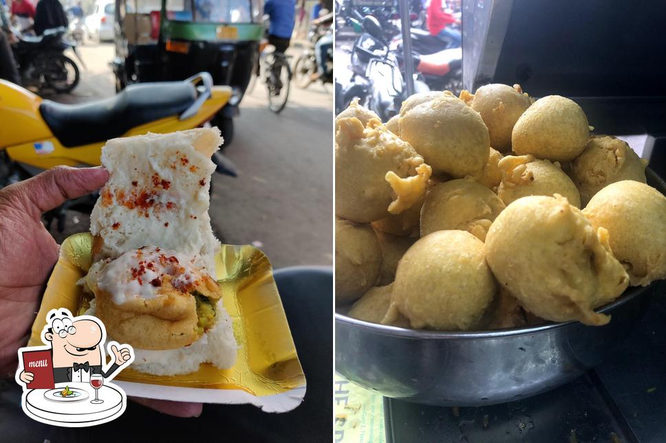 Meals at Vaishali Vadapav